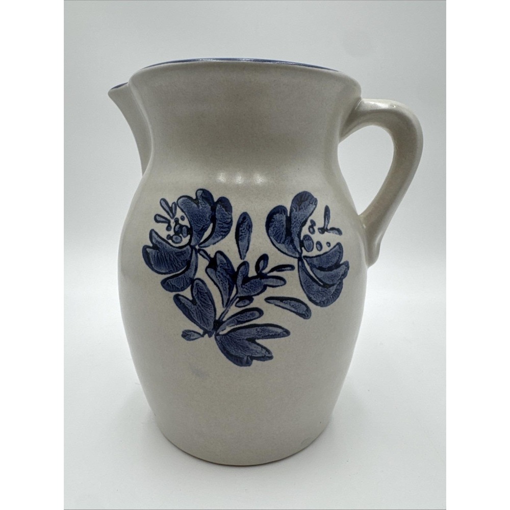 Pfaltzgraff Yorktowne Pitcher w Classic Blue Gray Design Vintage Pottery 8" Vase